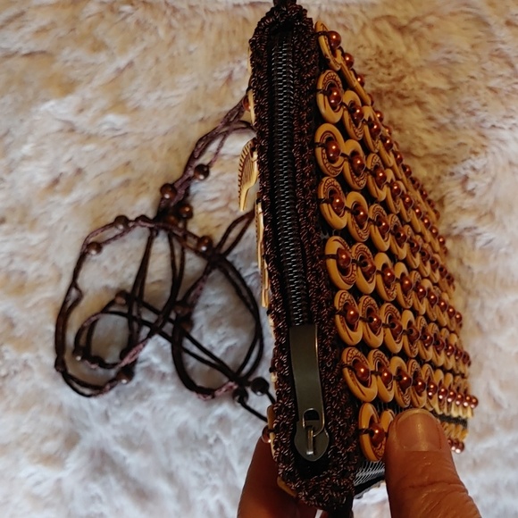 ISLAND CROSSBODY BAG - Picture 6 of 12